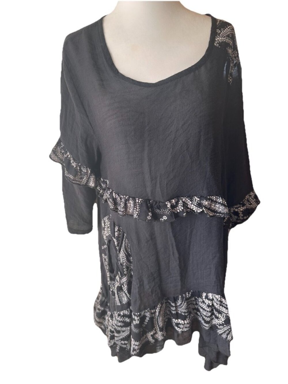 Firmianality Vintage Black Asymmetrical Ruffle Woman’s Top Size Small